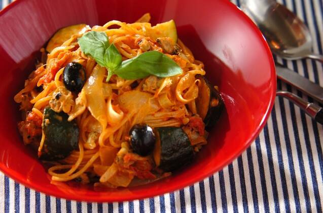ズッキーニを使ったパスタレシピ15選！トマトやベーコン、和風もの画像