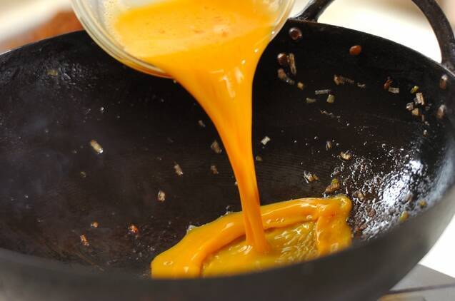 パラっと香ばしい！やみつき納豆チャーハンの作り方の手順11