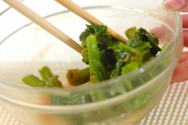 菜の花の酢みそ和えの作り方の手順2