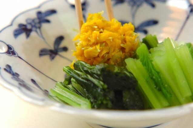 菊花と小松菜のお浸しの作り方の手順4