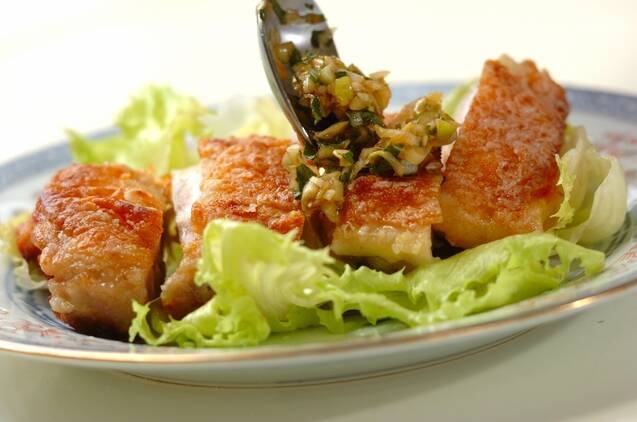 サクッとジューシー！絶品タレの油淋鶏（ユーリンチー）の作り方の手順5