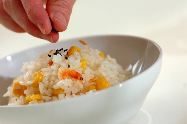 桜エビとコーンの炊き込みご飯の作り方の手順3