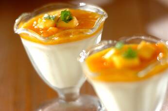 ヨーグルトブランマンジェ～マンゴーソース～