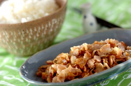 豚バラ肉の塩麹和え