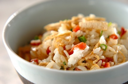 油揚げと小梅の混ぜご飯