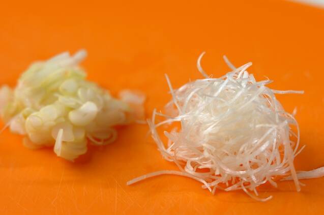 ゆで豚のキムチチーズ和えの作り方の手順2