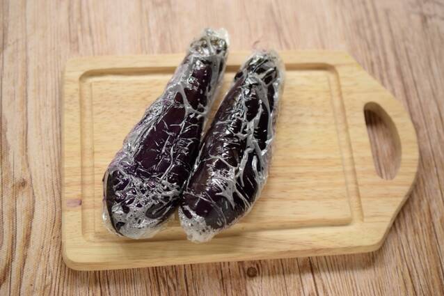 レンジで簡単！蒸しナスと豚肉のサッパリ梅だれの作り方の手順5