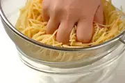 生ハムとツナの冷製トマトスパゲティーの作り方3