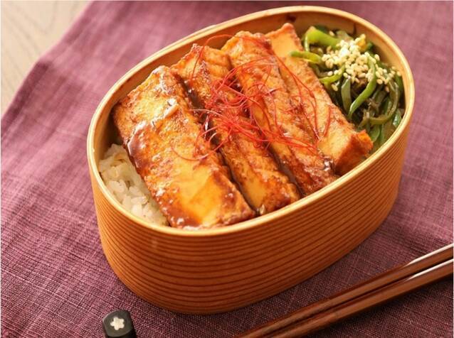 厚揚げの甜面醤絡め弁当