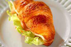 クロワッサンサンド