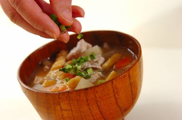 豚汁の具だくさんレシピ 基本の味わい by杉本 亜希子さんの作り方の手順7