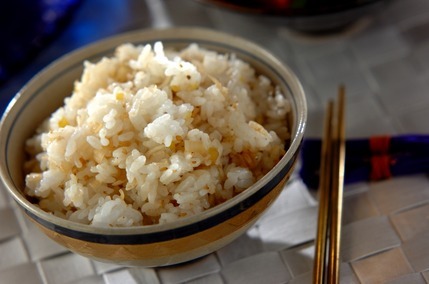 炒めジャコの混ぜご飯