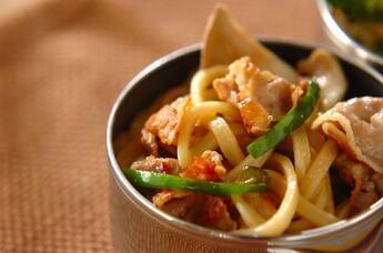 キノコバター焼きうどん