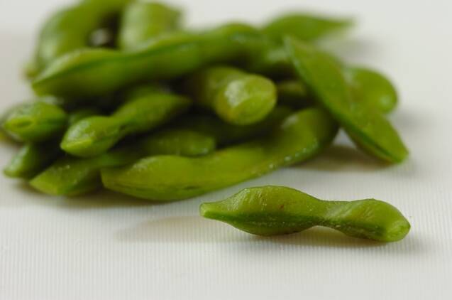 枝豆のみそ汁の作り方の手順1