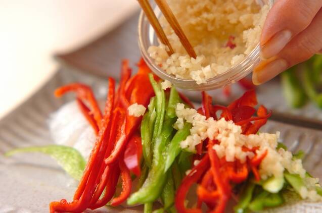 タラのレンジ蒸しネギ油がけの作り方の手順2