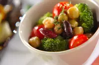 ミックスビーンズのサラダ