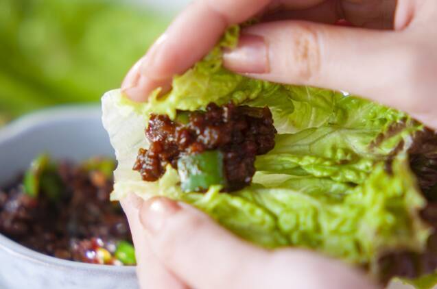 肉みそのレタス包みの作り方の手順8