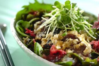 カツオのたたき新玉ドレッシング