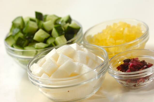 長芋とキュウリの漬け物あえの作り方の手順1