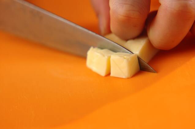 りんごとクルミのヨーグルトサラダの作り方の手順2