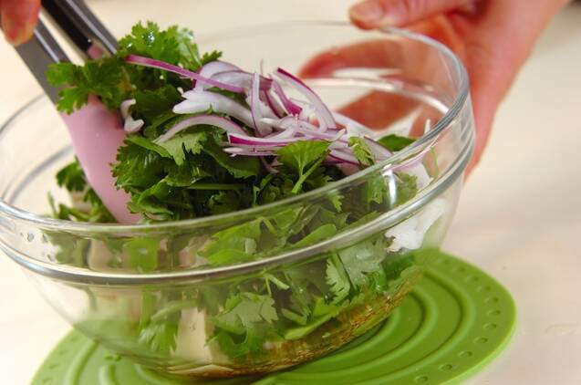 豆腐とアボカドのエスニックサラダの作り方の手順3