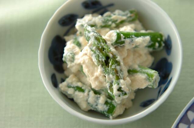 グリーンアスパラの白和え