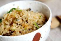 風味広がる！カキご飯