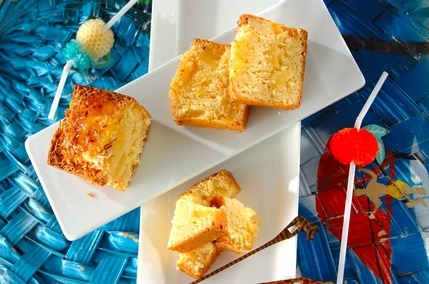 パイナップルとココナッツの南国パウンドケーキ