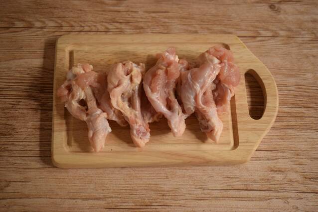 香味野菜たっぷりのチキンブロスの作り方の手順1