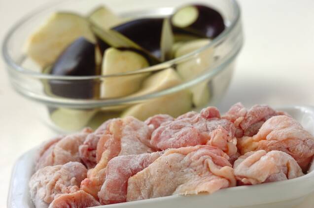 鳥もも肉の照り焼き お酢が隠し味！の作り方の手順1