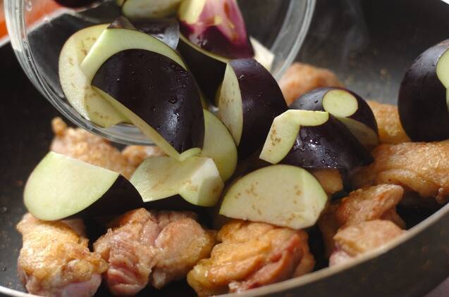 鳥もも肉の照り焼き お酢が隠し味！の作り方の手順3