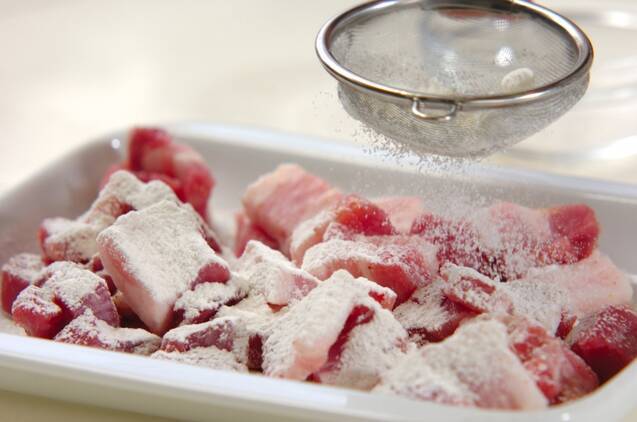 白インゲン豆と豚バラ肉の煮込みの作り方の手順2