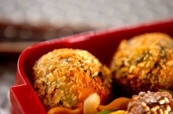 ヒジキたっぷりコロッケ