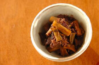 ゴボウと牛肉の旨煮