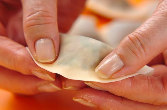 【殿堂入り】ショウガたっぷり水餃子のスープ～身体ぽかぽか食べ応えありの作り方の手順3