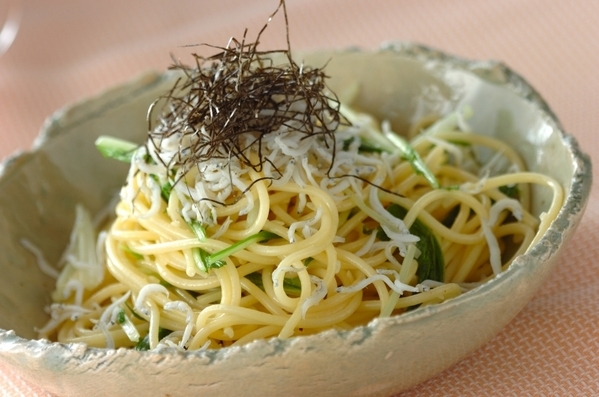 3.しらすのパスタ