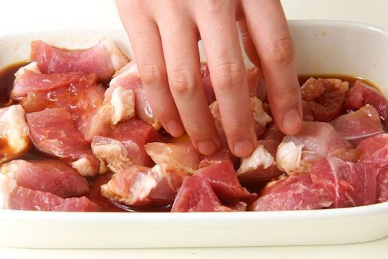 シンプル酢豚の作り方の手順1