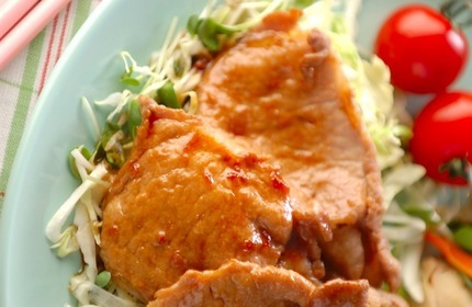 豚肉のショウガ焼き