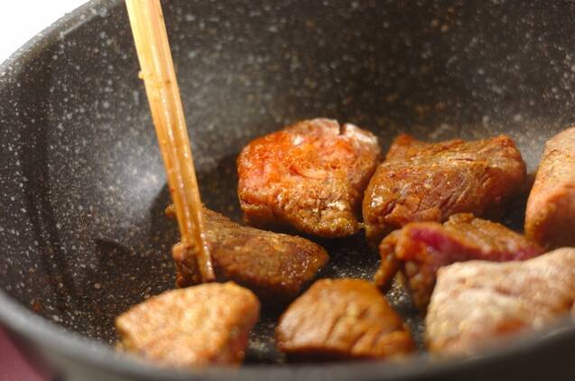 京の賀茂ナスのビーフカレーの作り方の手順3