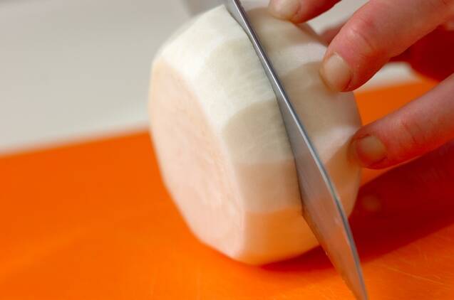 ジューシーカブとホタテのカリカリパン粉ソテーの作り方の手順1