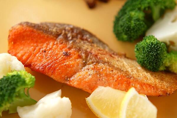 サーモンのムニエル