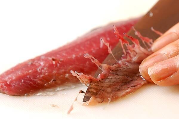 サンマの竜田揚げの作り方の手順1