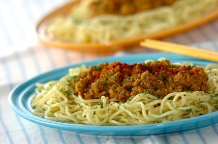 レンジで作るキーマカレー焼きそば