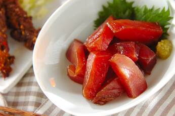 マグロの赤ワイン漬け