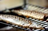 秋といえば！サンマの塩焼きの作り方3
