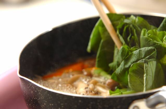 小松菜とシメジの煮浸しの作り方の手順3