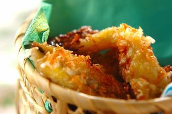 ピサンゴレン(インドネシアの揚げバナナ)