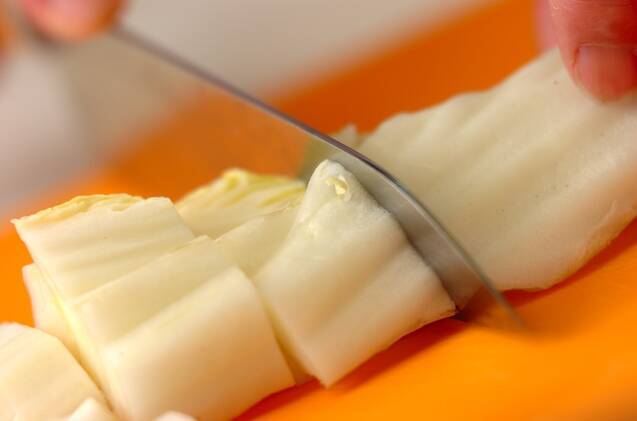 干し白菜と鶏もも肉のあんかけの作り方の手順1