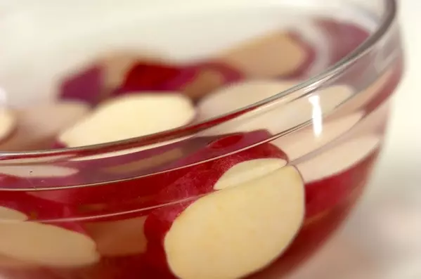 鶏とサツマイモの南蛮酢炒めの下準備2