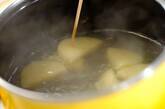 ジャガイモのゴマみそ汁の作り方1